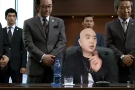 疫情期间给每个员工发十年工资，放假十年，让员工们好好过个春节视频封面