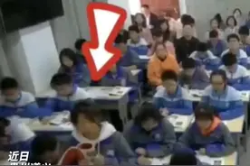 高中生用英文激情解说女排夺冠时刻，氛围感十足！视频封面