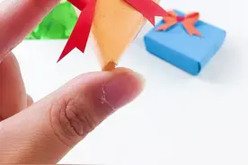自制迷你的指尖小礼物❤️做完了要考虑一个问题，这么小可以放什么礼物？视频封面