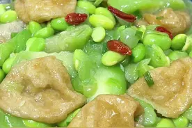 丝瓜油面筋炒毛豆，夏天的味道#今天吃什么 #家常菜视频封面