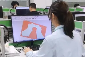 从湖北咸宁招来了5个初中毕业的小姐姐，请问这技术给1.3W可以吗？#模具设计#女设计师日常视频封面