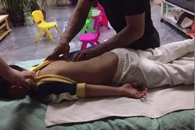 小儿推拿配上手法正骨，效果特别视频封面