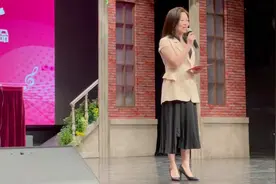 上海京剧院年轻的老党员蓝天给大家上了一堂别开生🉐️视频封面