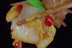 干锅娃娃菜做法，娃娃菜这样做，做法简单非常好吃！#抖音美食创作人 #一起吃饭吧 #家常菜 视频封面
