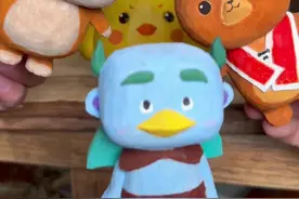 木雕一只开心消消乐中新年主题的莱萌鸡还有宫猫、栗熊、脊兽～#宫迎开心年 #极度舒适 #春节手工大赛开始了