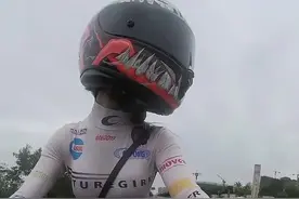 最后过个减震带差点把自己颠出去#女骑 #ktm #溜车 #机车视频封面