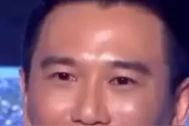 #57岁香港艺人温兆伦要入党 爱国用实际行动体现的港星#我和我的祖国 👍视频封面
