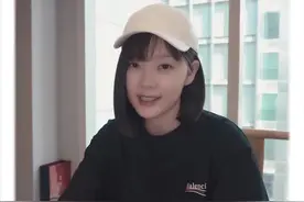 你知道飞机在天上是怎么认路的吗？#dou出新知 #飞机  #航空 #这个视频有点料视频封面