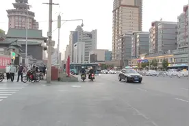 #兰州公交 【吃车线路再度调车】因44路转厂后 部分车辆停摆待料视频封面