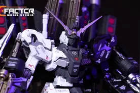 #独角兽高达  万代RG全装备骗钱兽，阴阳分色(又是阴阳分色)视频封面
