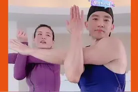 想做#周杰伦 演唱会最强伴舞？立马都跟着#刘畊宏 跳操吧！#离周杰伦伴舞只差一个刘畊宏 #抖音全民健身计划  #520为爱健身  #520爱的创作大赛  视频封面