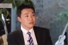 他受伤近8月左手未恢复触觉。陶勇医生回来了！回忆被砍当天细节，他感谢这些人的见义勇为！视频封面