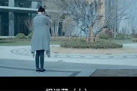 女主收到空盒快递，女儿独自在家竟遇到陌生人敲门！视频封面