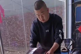 你会为当年的情怀买单吗？#每天推荐好车 #野狼125 #三阳豪华野狼 #豪华野狼125 #摩托车 @DOU+小助手视频封面