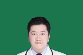 鼻毛往外窜的男人，有什么不同？变白的鼻毛预示了什么？听医生说#健康科普 #医学科普 视频封面