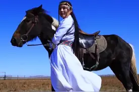上个视频你们都担心我把牙磕坏了，这个视频证明一下我的牙还在！我叫马莹莹，四川成都妹子！视频封面