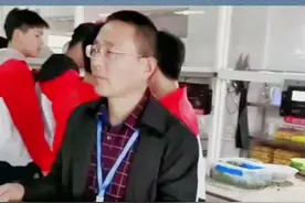 网友：这个学校的做法值得推广。视频封面