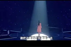有条件的，戴上耳机，声音调到最大，感受震撼#dj #神级现场 #iu李知恩视频封面