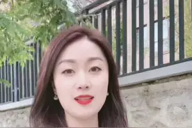 十年寒窗无人问，一举成名天下知，日落西山你不陪，东山再起你是谁#每日一读 #为你读诗 #朗读爱好者 #古诗词视频封面