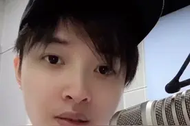 蒿俊闵两腿膝盖都被摘去软骨情况下，战胜伤病，重返绿茵场！#遇见足球 #dou来中超 #苗霖评书视频封面
