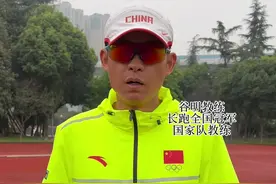 你身边有一边跑步一边吸烟的跑友吗？把他们@出来！#跑步 #戒烟视频封面