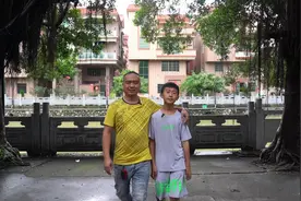 孩子不想上学，父亲竟然这样“做”！#正能量 #@抖音小助手视频封面