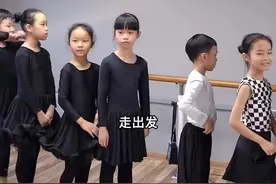 大型PK现场未完待续…@三亚舞加一大王老师 #拉丁舞 #舞蹈课堂 #老师视频封面