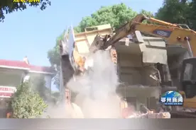 为了鄂州花湖机场建设顺利推进，这些人国庆假期还在为征迁工作奔波。#鄂州 #花湖机场 #征地拆迁 #国庆假期 #奔波视频封面