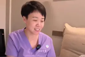 宝宝小肚子鼓鼓的就在提醒你可以给他做#排气操 啦～新手爸妈快点学起来～#金牌育言家 #父母必看系列 #育儿经验分享 #新手妈妈 @抖音短视频视频封面