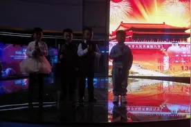 记录臭宝第一次登台表演，紧张  蒙圈 忘词 😂表现还不错视频封面