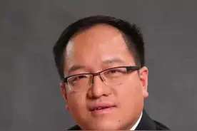 大牙龋坏一个大洞，是拔牙还是补牙#健康科普3000问 @小荷健康 @小荷医典 视频封面