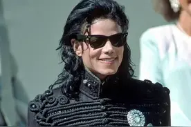 音乐史上的奇迹，在别人看来是最糟糕的作品，但是奇迹总是来的刚好#michaeljackson #内容启发搜索 #迈克尔杰克逊 #欧美音乐视频封面