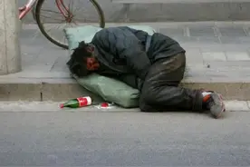#假如有一天我变成这样，请大家别笑我，因为我一切还完了视频封面