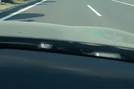 电压很异常，原因很意外，很多网友表示：没见过，怀疑是剧本吧！#真实案例 #技术分享 #电工维修视频封面