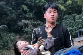 这个鱼塘是我童年的一道风景线，荒废了好几年了，我决定重新修整一下，在我弟弟的帮助下让他重新焕发生机。#三农 #农村 #记录真实生活 #乡村生活 #大山里的生活视频封面