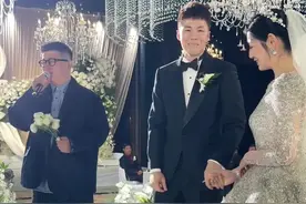 “赖益烨，说打也就打了” #超级草根视频封面