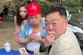 时代进了一步，胆子确实小啥事都成不了、只要胆子大通通都拿下#打牌的最高境界 #人生好比这把牌 #搞笑视频封面