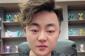 魔域爱好者的心声 任何游戏离不开搬砖人，商人的存在，缺一不可，游戏生态才能维持，账号道具也能流通，相对保值一些，魔域的爱好者们一起点赞，转发，一起努力#魔域视频封面