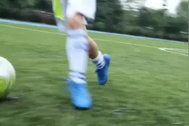 纪录外小一年级队员，第一次外出比赛#爱足球的男孩视频封面