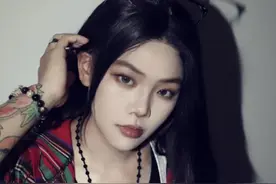 宠物店老板爆改古早长发姐1，经常被人说长得很凶怎么办？#女生帅起来#素人改造视频封面