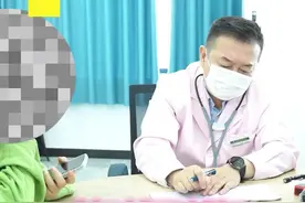 母乳太久对孩子来说也是负担，家长要懂得放手#小儿积食的解决方法 #医学科普仅供参考如有不适请线下就医 #母乳喂养指导 #小儿肠胃调理 #为什么孩子容易积食视频封面