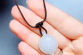 #绳结技巧 #吊坠绑法 #简单手绳编织 #生活小妙招@DOU+上热门视频封面