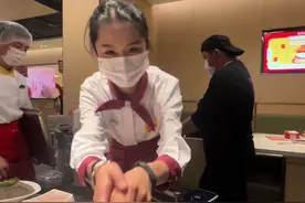 科目三给云南昆明海底捞上分#海底捞科目三舞蹈来上分了 #海底捞服务员跳科目三 #海底捞视频封面