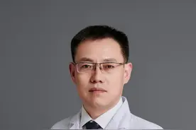 手抖要远离的4种食物。#手抖 #特发性震颤 #帕金森视频封面