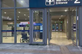 这座车站为何提前12分钟停止检票，复兴号的颜色为什么会是蓝色