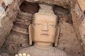 在武威这片神秘而古老的土地上，蕴藏着无数历史的痕迹与文化瑰宝。其中，天梯山石窟，以其千年的历史，独特的艺术魅力和深厚的文化底蕴，成为了这片土地上一颗璀璨的明珠，欢迎打卡#武威天梯山石窟 #我的乡村生活 #石窟鼻祖 #武威周边游视频封面