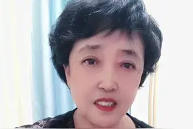 #19岁男孩辍学打工照顾奶奶和弟弟情绪崩溃，在工地大哭 #感谢家人们的陪伴 # 传递正能量 #视频封面