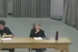 这就是演技...#高冷 #社恐 #老戏骨视频封面