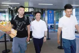 官宣！刘炜担任新疆男篮主帅 俱乐部将不遗余力地提供最大的支持视频封面