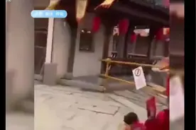 第一位看着是真疼，果然是头（昏）婚！没经验😂视频封面